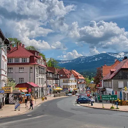 Pod Debem Pensión *