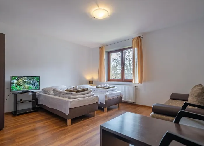 Pod Debem Pensión *