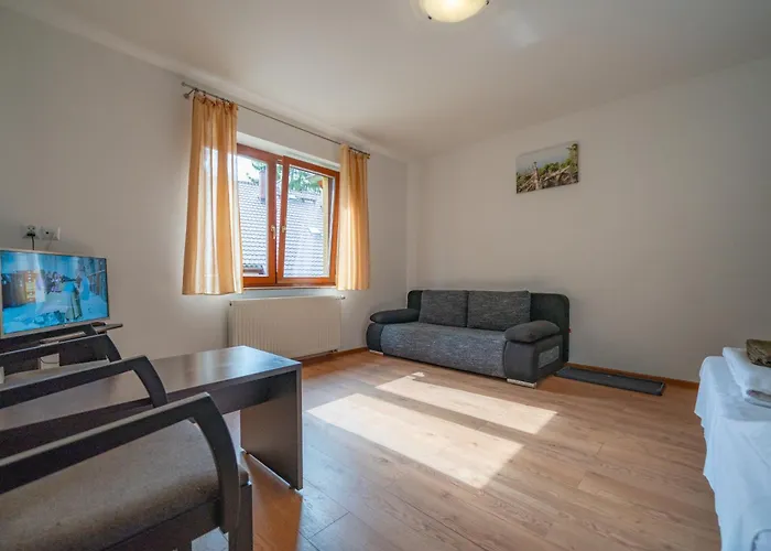 Pensión Pod Debem *